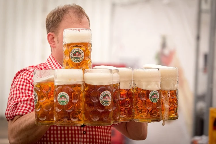 Man carrying German beer