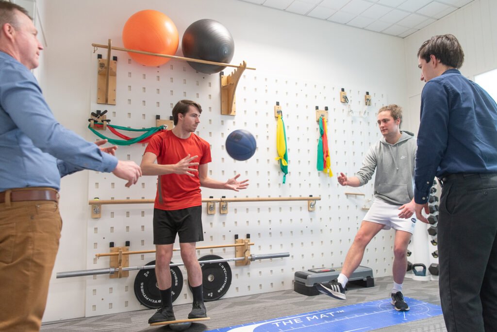 sports injury physio and osteo treatment for patients